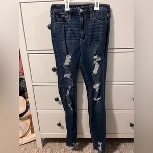 Women’s Hollister ultra high rise super skinny ripped jeans